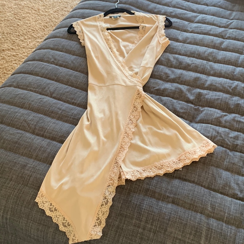 Bebe Wrap dress
